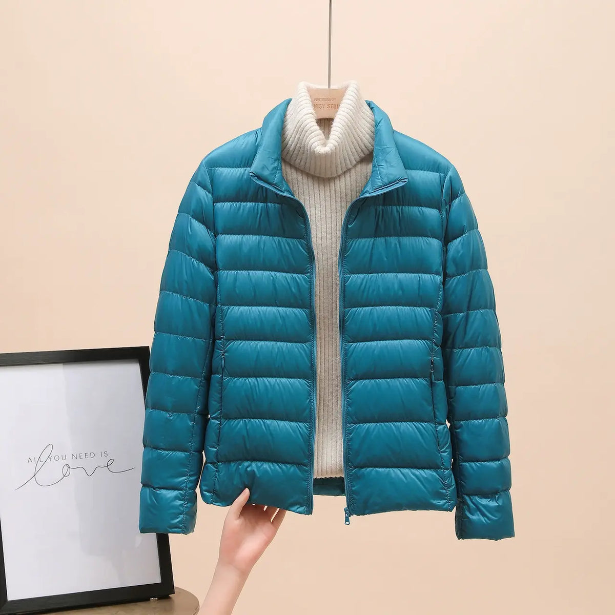 🔥 Bestseller ✨ Kurze Damen-Daunenjacke – leicht, warm und stilvoll ❄️
