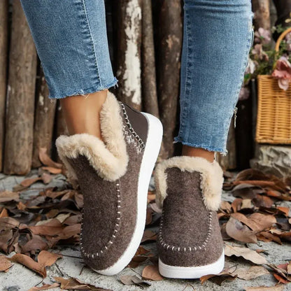 Weiche und bequeme Damen­schuhe der gehobenen Klasse aus hochwertigem Kaschmir – mit optimaler Fußgewölbeunterstützung für ein leichteres Gehen! 🔥 70 % Rabatt nur heute – nicht verpassen!